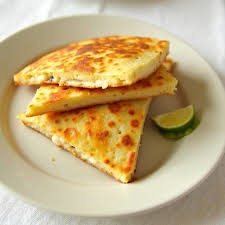 Dört Peynirli Quesadilla