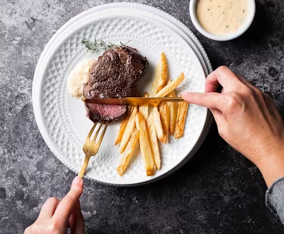 Bearnez Soslu Steak Baget